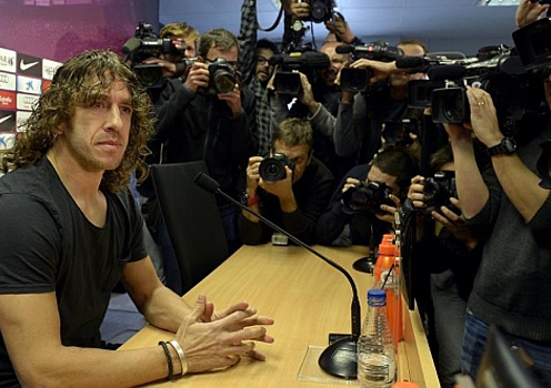 Puyol nói gì trong buổi họp báo chia tay?